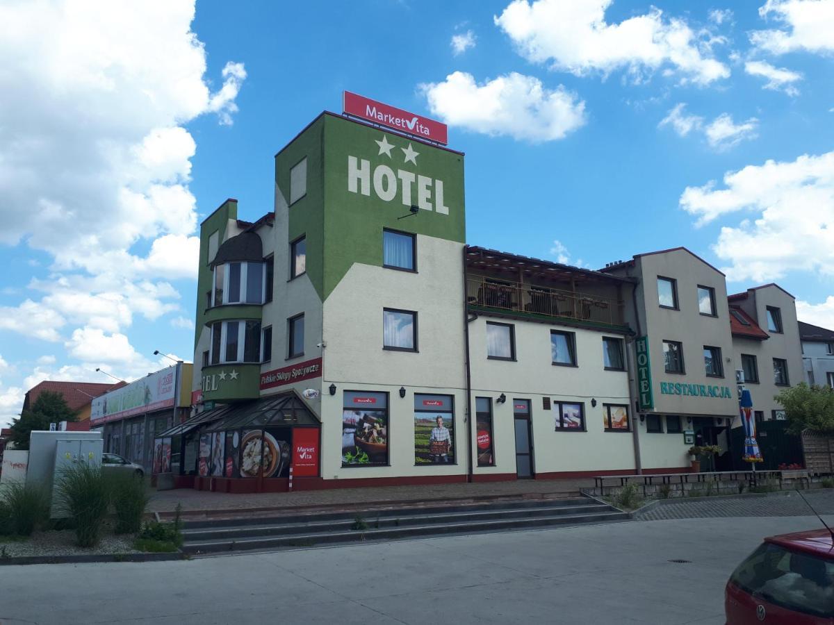 Hotel U Zygmuntow Лежайск Екстериор снимка